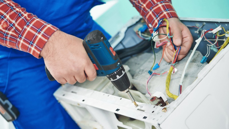 Küçükçekmece Fondital Fondital çamaşır makinesi kart tamiri – Su almama arızası orijinal parça ile giderildi. - Teknik servis örneği